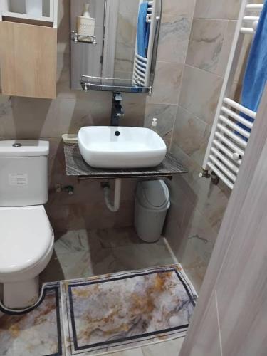 Bilik mandi di Houcine appartement