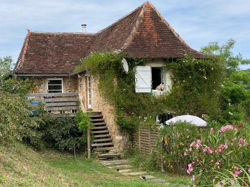 la Cachette Haut de maison F2