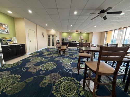 Fotografie z fotogalerie ubytování Gateway Inn v destinaci Easton