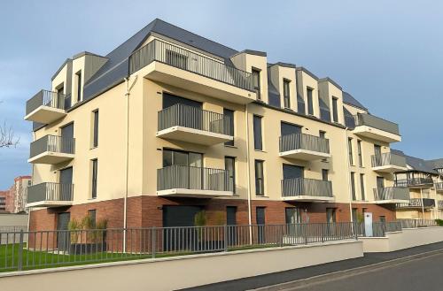 Φωτογραφία από το άλμπουμ του Calme et luxe dans une cité balnéaire σε Cabourg