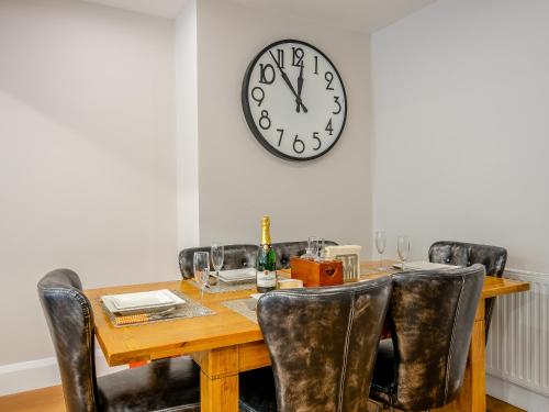 Ποτά στο Hare Bee & Bee