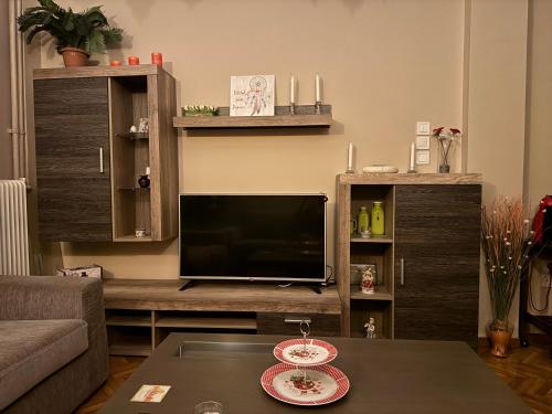 Fully furnished apartment in the heart of Athens