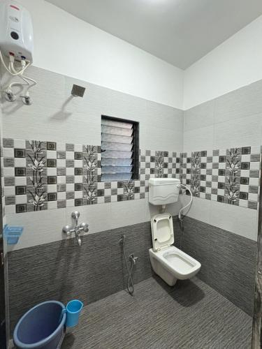 Koupelna v ubytování Shinde Guest House