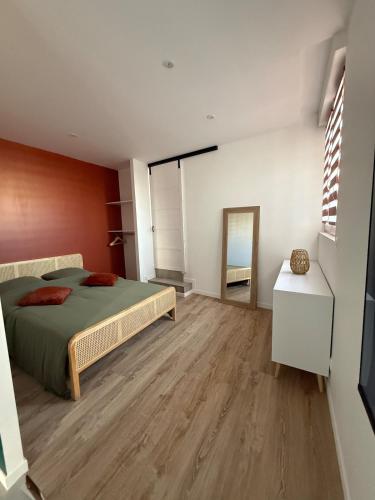 Postel nebo postele na pokoji v ubytování Appartement 2 pièces neuf Toul proche gare