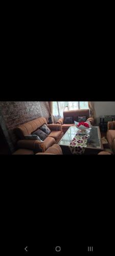 Istumisnurk majutusasutuses Lilote Magoanine