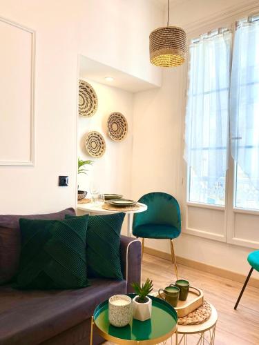 Posezení v ubytování Appartement charmant au cœur de Périgueux