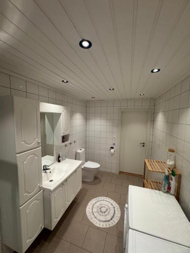 Koupelna v ubytování Arctic apartment Tønsvik