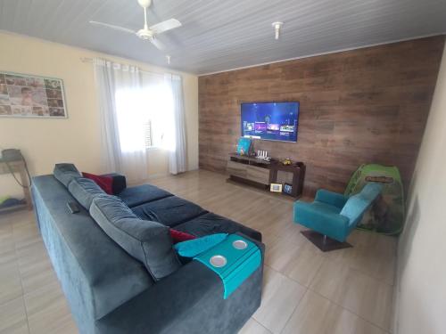 Μια τηλεόραση ή/και κέντρο ψυχαγωγίας στο Casa férias em torres