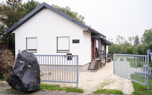 Pogánykő Vendégház 1