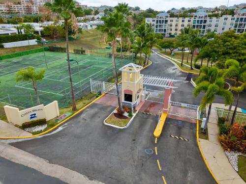 Εγκαταστάσεις για τένις ή/και σκουός στο Coral 17 Costa Brava Condo, Pool, 5 Min from Beach ή εκεί κοντά