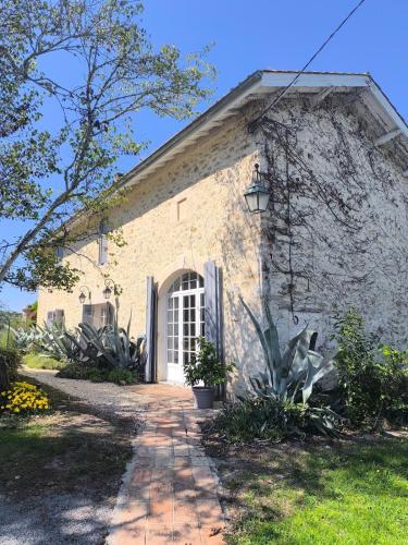 Budova, kde se prázdninový dům nachází