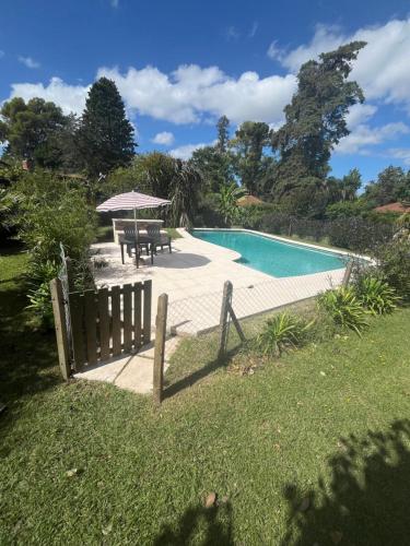Der Swimmingpool an oder in der Nähe von Increible casa Quinta en Ing Maschwitz