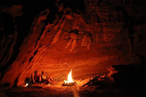 Зображення з фотогалереї помешкання cave under the stars у місті Ваді-Рам