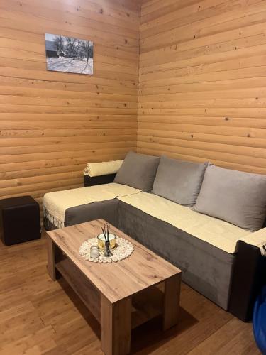 Billede fra billedgalleriet på Brvnara kamenjar i Ledinci