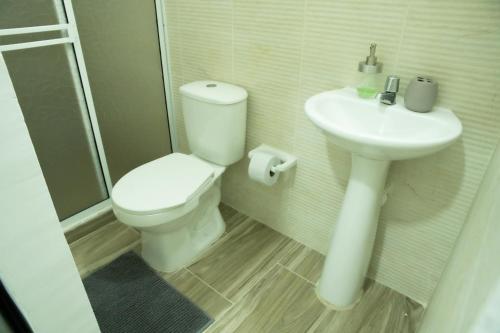 Ένα μπάνιο στο Casa Roosevelt