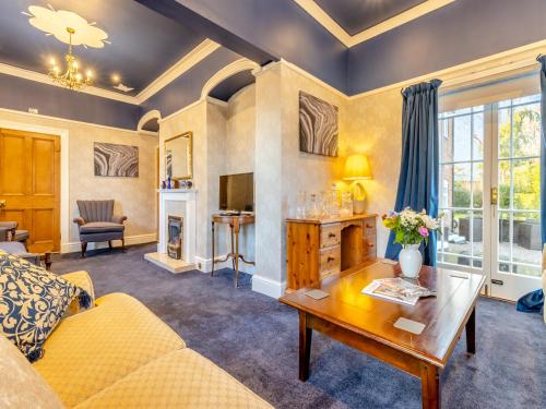 Χώρος καθιστικού στο Creamore Grove