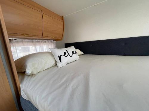 Alojamiento dondequiera Iにあるベッド