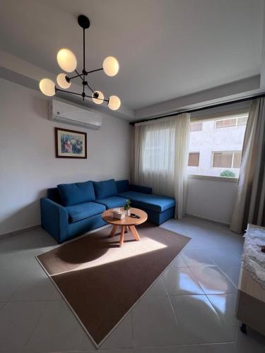Modern Cozy Apartment in Sunny Village ,Prime Location, aqua park ,Pool Access