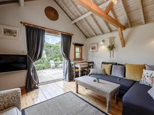 Posezení v ubytování Brook Farm Annex