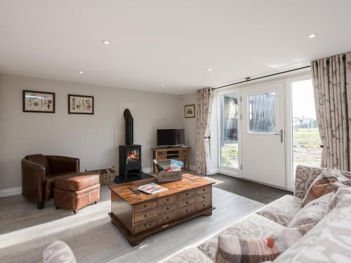 Μια τηλεόραση ή/και κέντρο ψυχαγωγίας στο The Woodshed - Uk10353