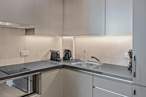 Thissio Acropolis Historic Flat 1