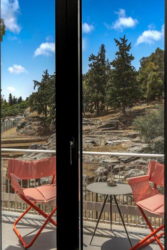 Thissio Acropolis Historic Flat 1