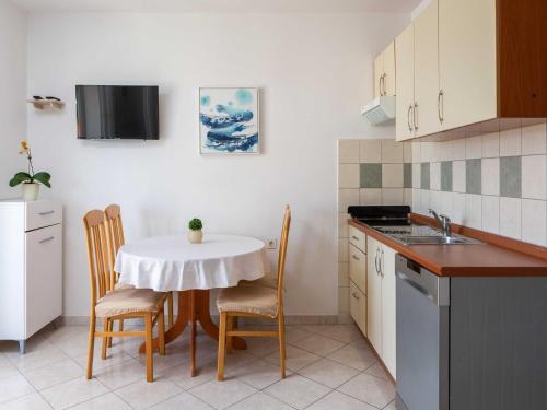 Apartments Bella Vista -One Bedroom Apartment with Terrace and Sea View A2