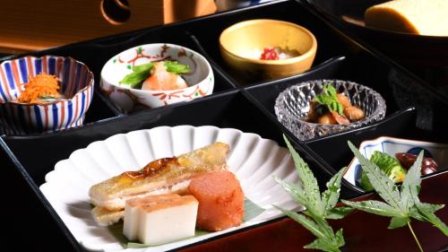 Mad på hotellet eller i nærheden