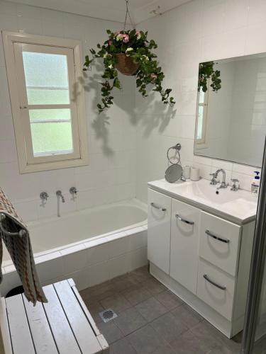 Ένα μπάνιο στο Clanwilliam