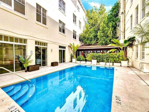 Πισίνα στο ή κοντά στο South Point Cozy Apartment