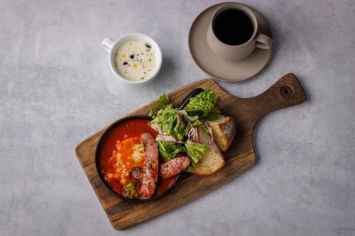 Jídlo v hotelu nebo okolí