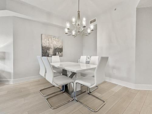 Family-Friendly 3-Bedroom Condo for 6 and 5 min to Disney photo 15
