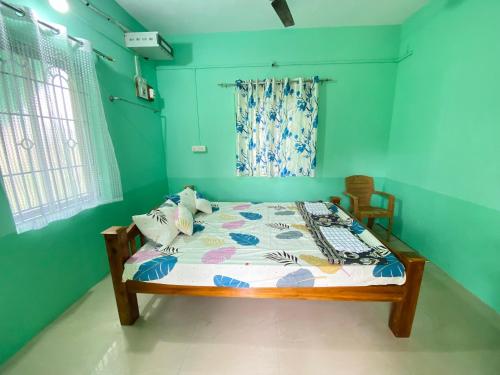 Postel nebo postele na pokoji v ubytování Family Room at Pappas Pride