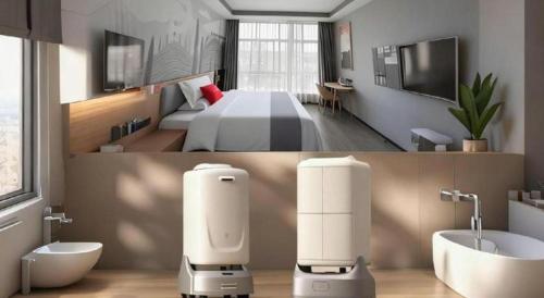 twee foto's van een badkamer met een hotelkamer bij Thank Inn Guizhou Bijie Qianxi County High-Speed Railway Station in Qianxi