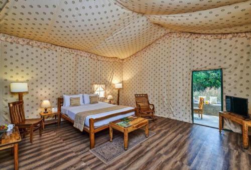 Postel nebo postele na pokoji v ubytování Rajlok Resort