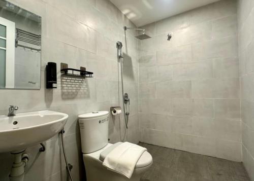 Ένα μπάνιο στο Swing & Pillows - TRX