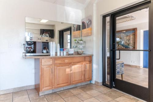 Gallery image of Motel 6-Farmington Hills, MI - Northwest - Farmington Hills in Farmington Hills