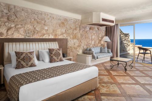 Pickalbatros Citadel Resort Sahl Hasheesh — Sea view