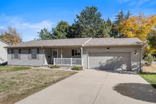 Fotografie z fotogalerie ubytování 320 Royal Ct v destinaci Champaign