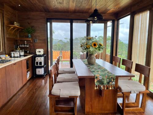 Kuchyň nebo kuchyňský kout v ubytování Măng Đen - Phiên Nhiên Homestay