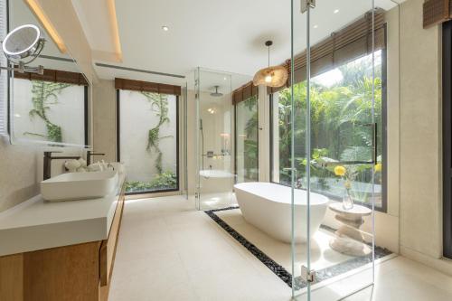 Koupelna v ubytování Layana Residence