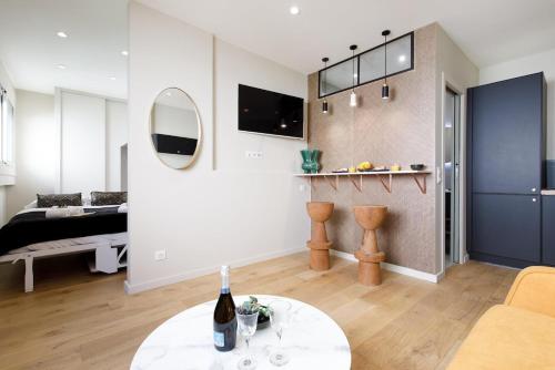 Chez Victor - Golden Square - 2 Mins from La Croisette
