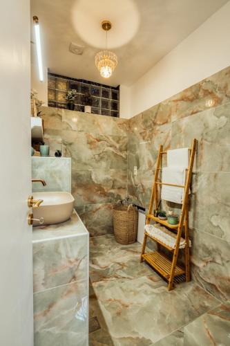 The Marble Retreat