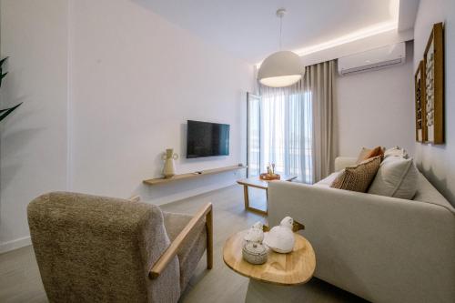 Terra Chic Retreat Suite - 2BR with Parking