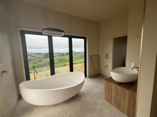 Koupelna v ubytování Golden Ridge Retreat