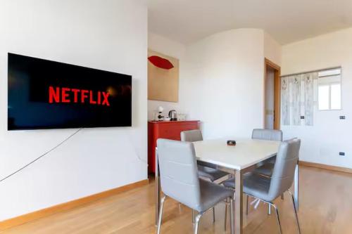 Ampio trilocale con garage, 2 terrazzi e WIFI
