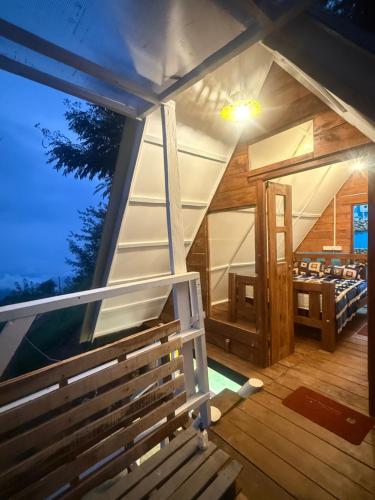 Μπαλκόνι ή βεράντα στο moye moye Ella