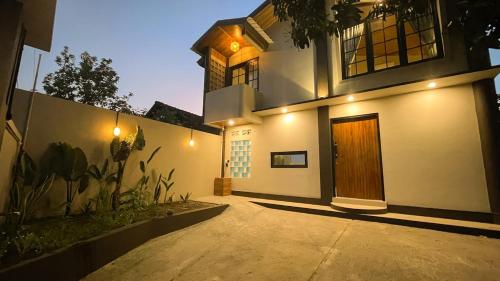 Budova, kde se prázdninový dům nachází