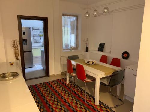 Φωτογραφία από το άλμπουμ του ArtPartment Downtown στην Κραϊόβα