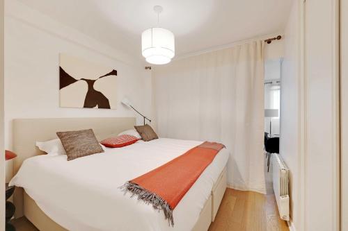 Beautiful Apartment 2BR 6P – Eiffel Tower
